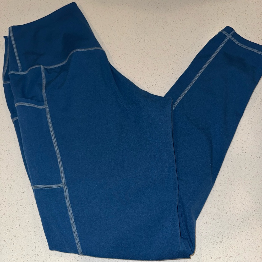 Sleek Blue Women's Leggings 7/8